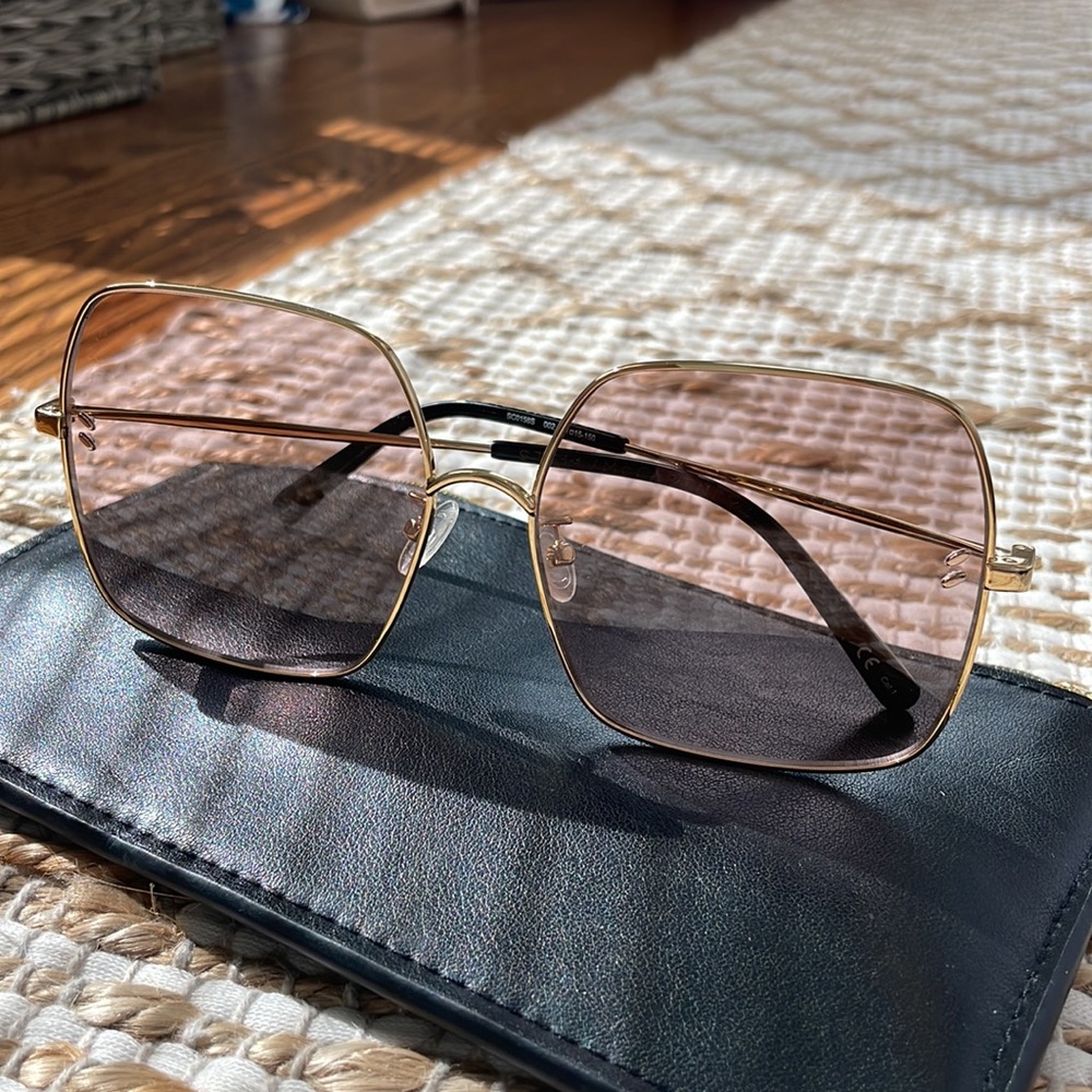BRAND NEW - Stella McCartney Sunglasses w/ Leather Pouch Case